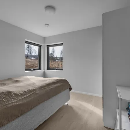 빌라 Romslig Hjem Med Nydelige Omgivelser 트롬쇠